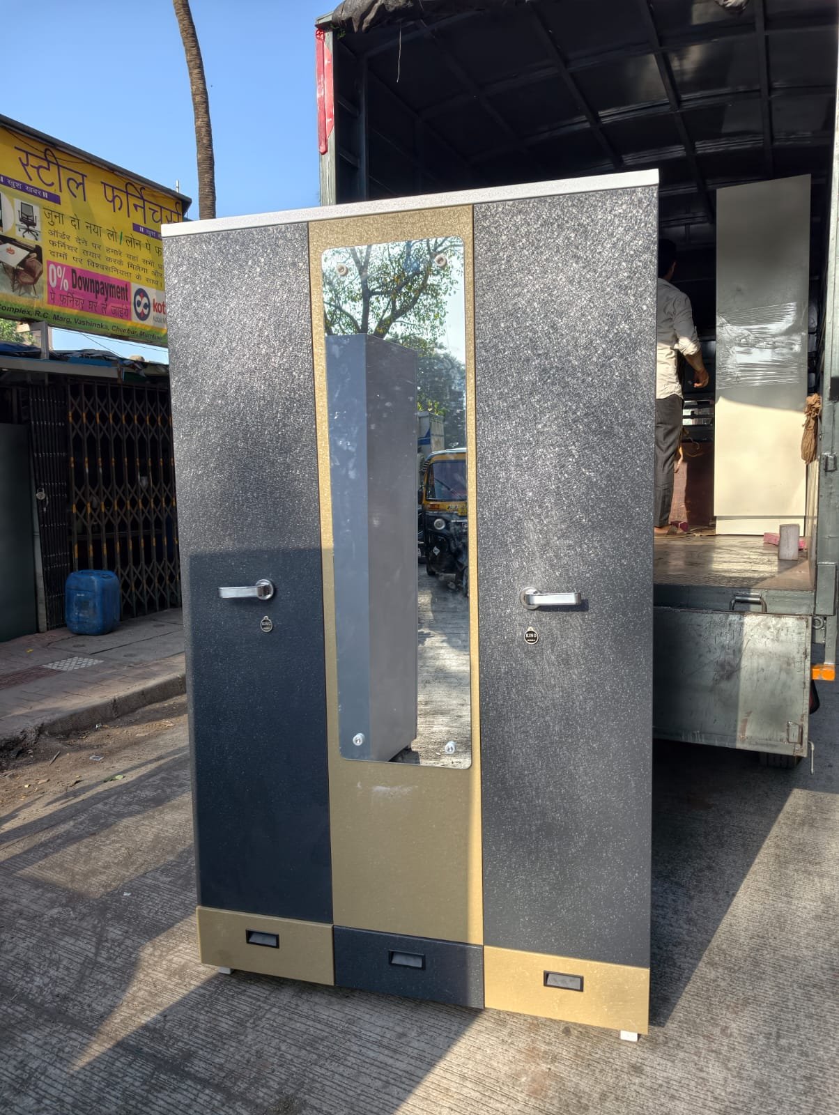 Premium Powder Coated Metal Storage Locker